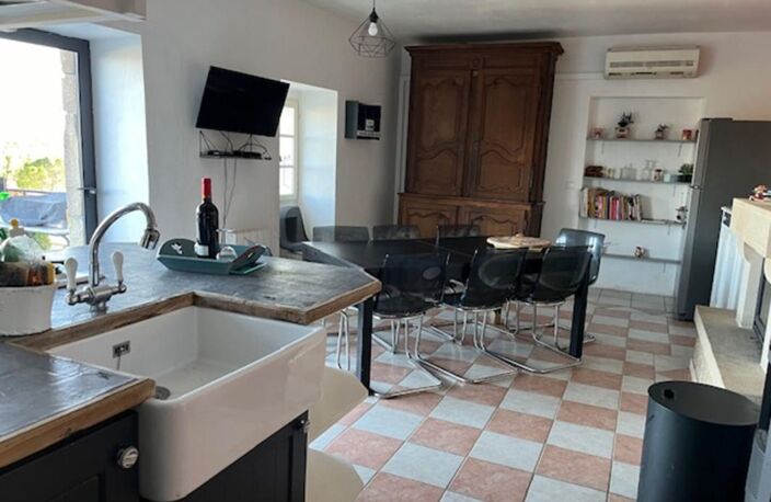 Maison en pierre avec piscine sur 8500 m² de terrain Bessas 10 pièce(s) 244 m2 — photo 5