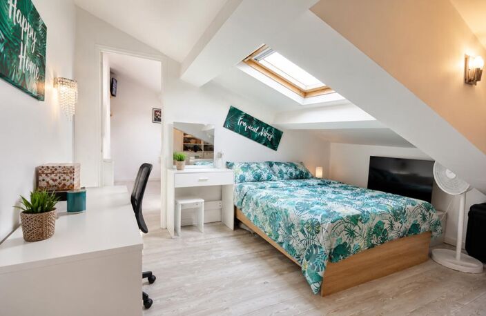 Appartement rénové 3 chambres ? 94 m² au sol ? Proche centre-ville — photo 4