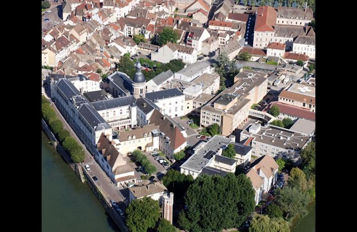 appartement  2 pieces sur ile saint Laurent  Rive de Genise 2 — photo 4