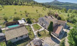 Maison 9 Pièces 255 m² à vendre à Thoard (04380)