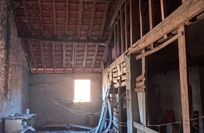 Grange Corgnac Sur L Isle 2 pièce(s) 75 m2 — photo 3
