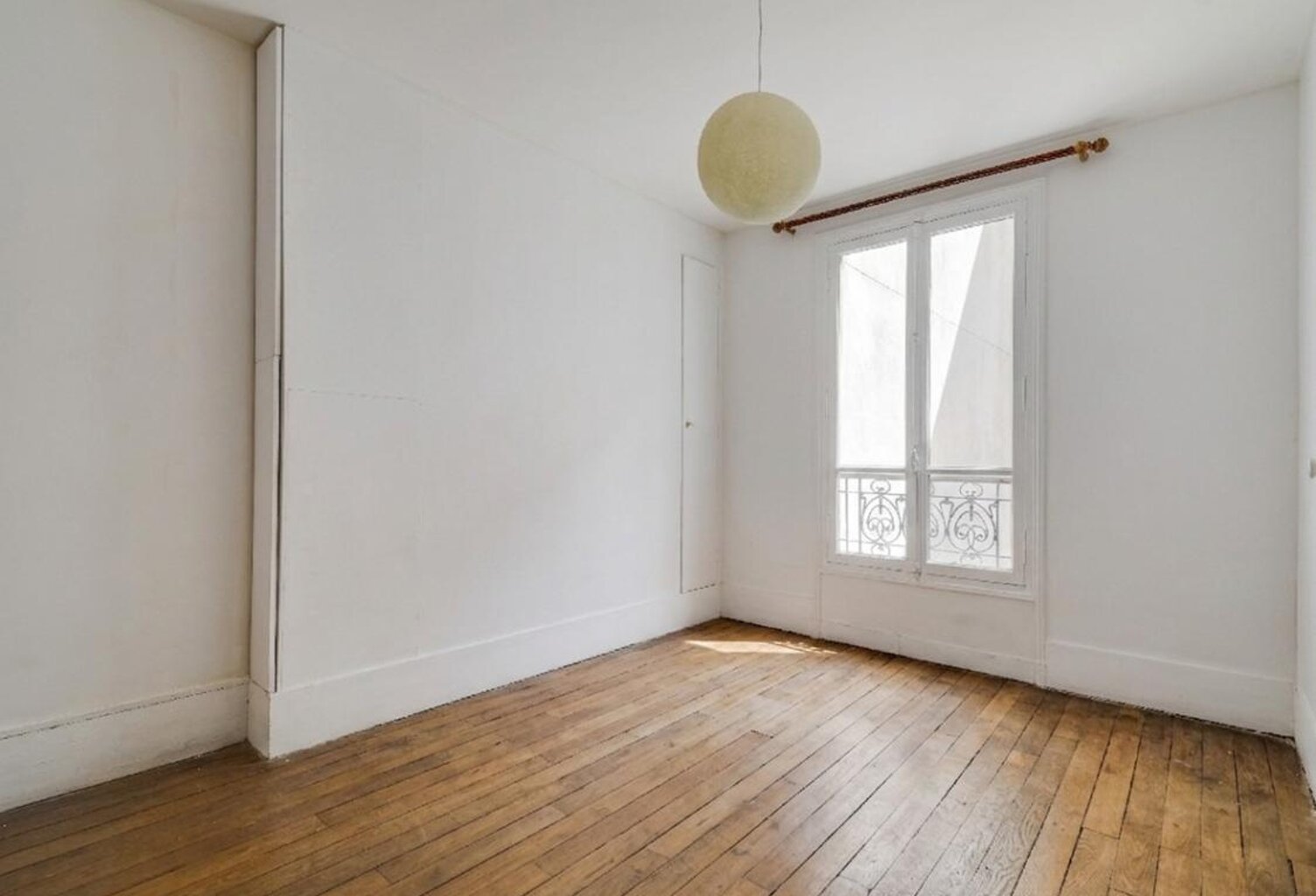 Paris 14ème - Immeuble Haussmannien - 3 pièces (53,30 m²) avec vue sur "Réservoir Montsouris"  à 2 pas du Parc Montsouris — photo 1