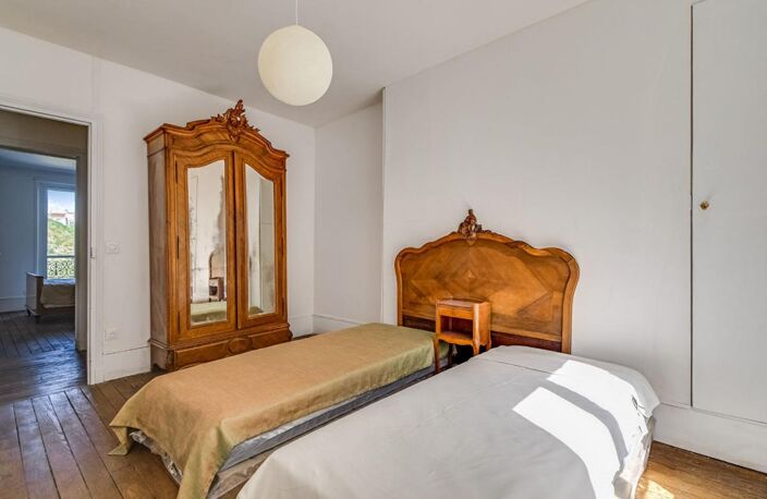 Paris 14ème - Immeuble Haussmannien - 3 pièces (53,30 m²) avec vue sur "Réservoir Montsouris"  à 2 pas du Parc Montsouris — photo 2