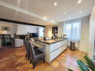 Maison 134m² habitable, 4 chambres, garages, patio et jardin — photo 3