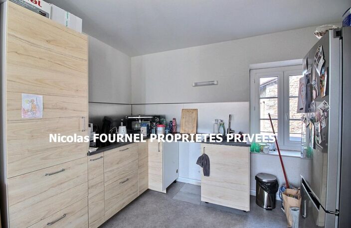 Saint-Genest-Malifaux centre village EN EXCLUSIVITÉ location Duplex 60m² 2 chambres dans une petite copropriété — photo 2