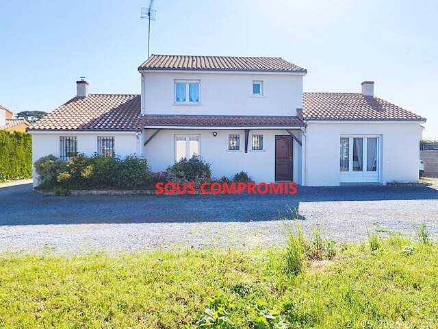 Maison familiale de 145 m² env. avec 4 chambres, garage et grand jardin — photo du bien