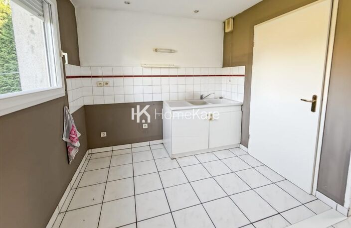 T3 À TRES FORT POTENTIEL AVEC GRAND JARDIN — photo 3