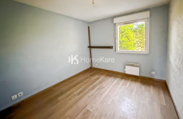 T3 À TRES FORT POTENTIEL AVEC GRAND JARDIN — photo 4