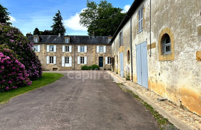Maison de maitre à vendre 13 pièces LANOUAILLE (24) 2.6 hectares — photo 3