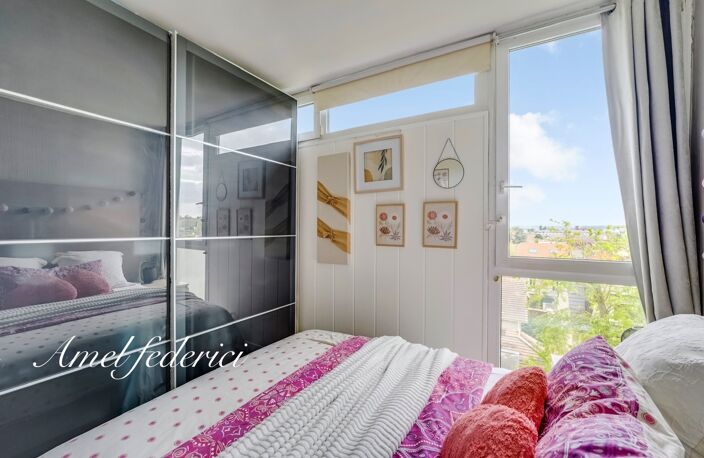 ✨ SAINT-MAUR-DES-FOSSÉS – APPARTEMENT COUP DE CŒUR AU DERNIER ÉTAGE AVEC VUE DÉGAGÉE ✨ — photo 2