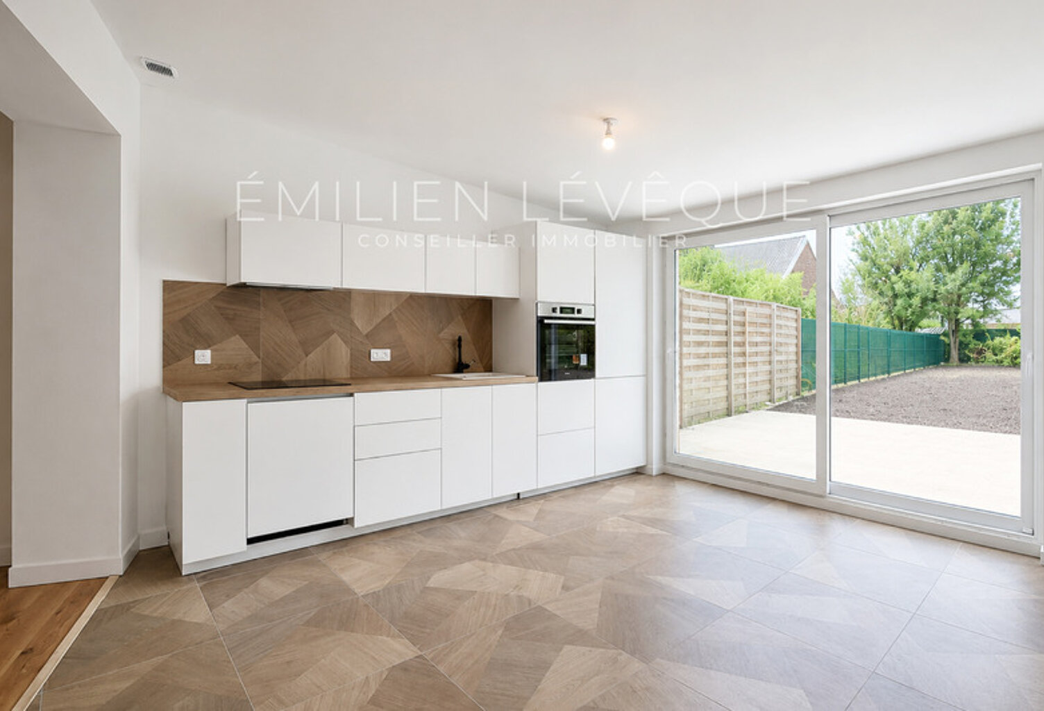 Maison à vendre - 4 Chambres de 126m2 à LOOS — photo 1