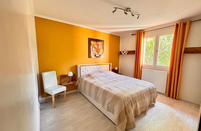BEAUMONT-SUR-GROSNE - Maison de 180 m² - Atelier de 100 m² - Appentis - Terrain de 2300 m² avec piscine — photo 3