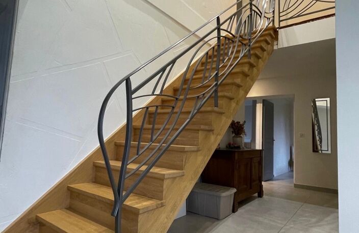 BEAUMONT-SUR-GROSNE - Maison de 180 m² - Atelier de 100 m² - Appentis - Terrain de 2300 m² avec piscine — photo 4