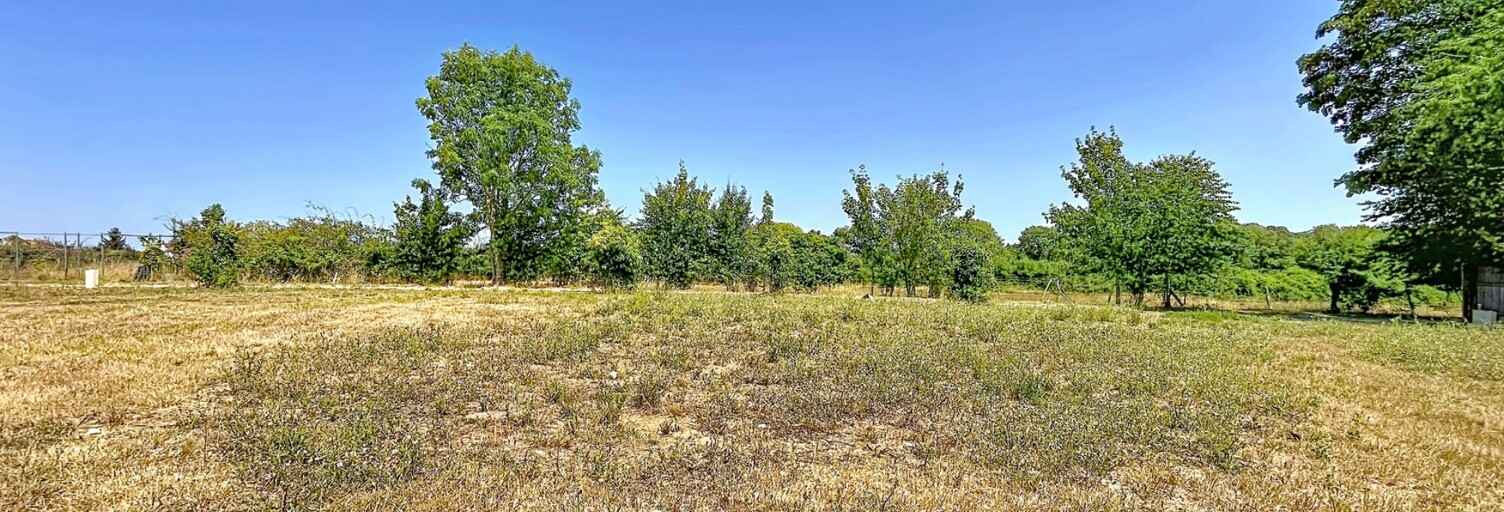 Terrain  688 m² à vendre à Mézidon Vallée d'Auge (14270)