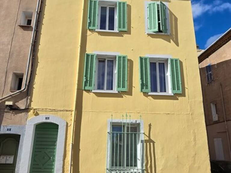 Immeuble à vendre CUERS (83) 4 appartements loués — photo 1