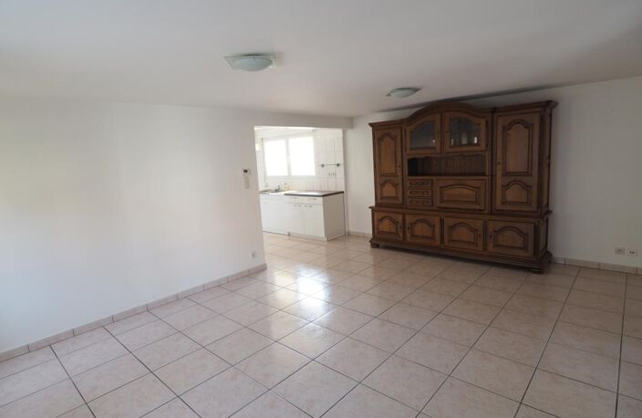 Appartement T3 de 61 m2   Idéal premier achat   Proche Girom — photo 2