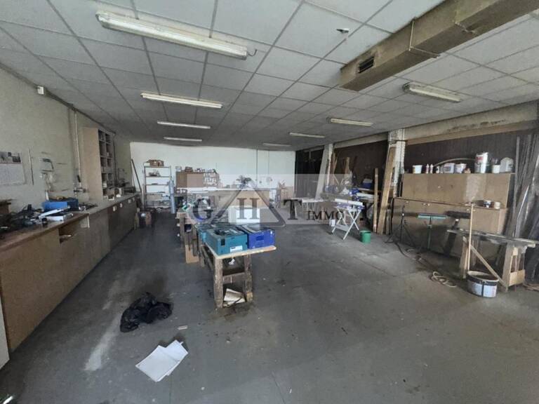 A vendre 650m2 d'entrepot - bureaux à Champigny-Sur-Marne — photo 1