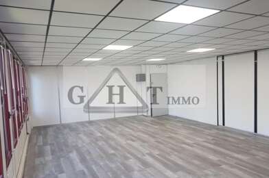 Local industriel  1286000 €
