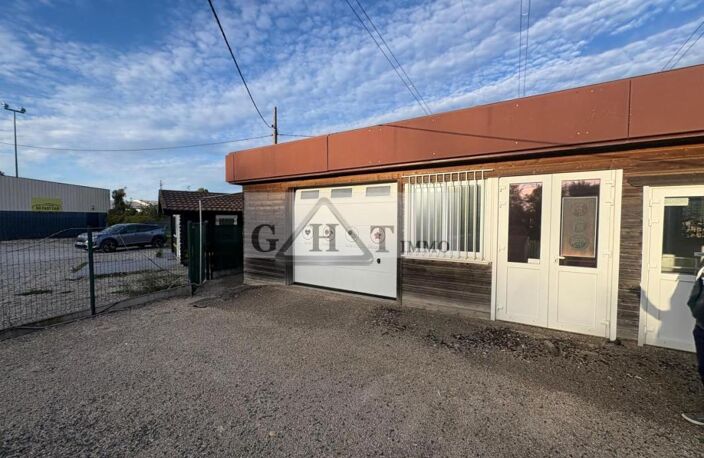 ENTREPOT 140 M² A LOUER A  VERT ST DENIS — photo 3