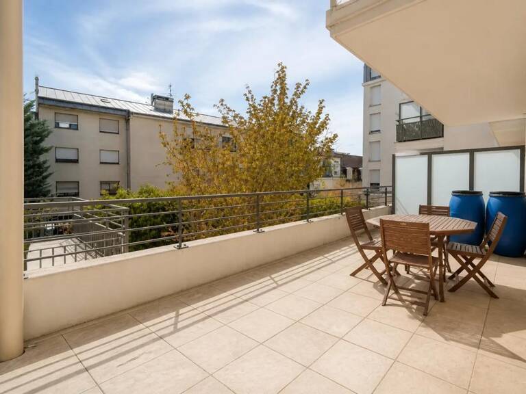 Drancy - Appartement de 3 pièces de 68m2 + 25m2 de terrasse — photo 1