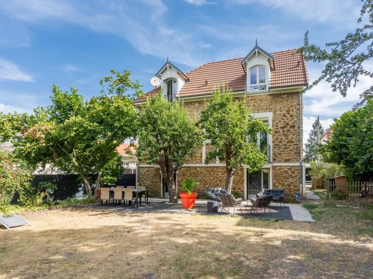 Près du Raincy - Maison de caractère de 145m² sur 510m² — photo 1