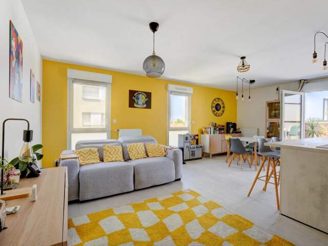Appartement T4 de 90 m² à Villeurbanne — photo du bien