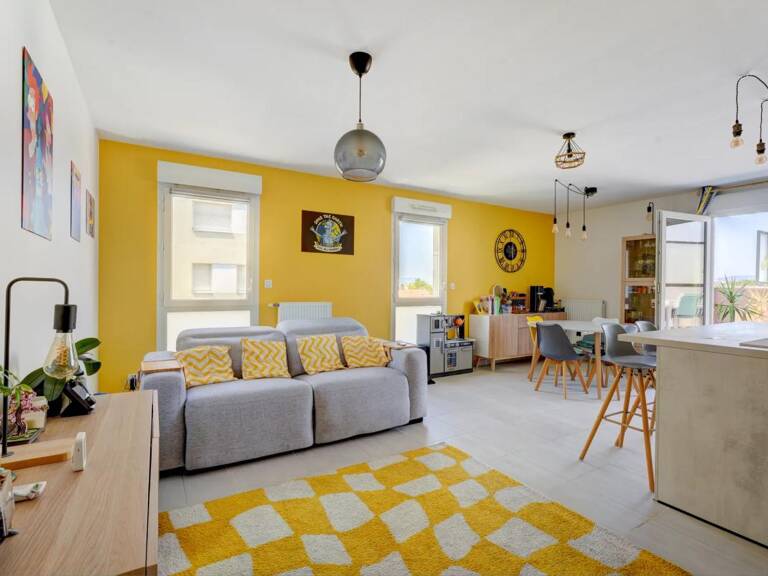 Appartement T4 de 90 m² à Villeurbanne — photo 1
