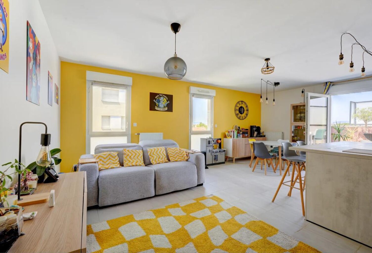 Appartement T4 de 90 m² à Villeurbanne — photo 1