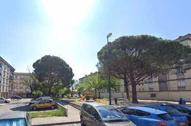 Appartement 5 pièces 666 €