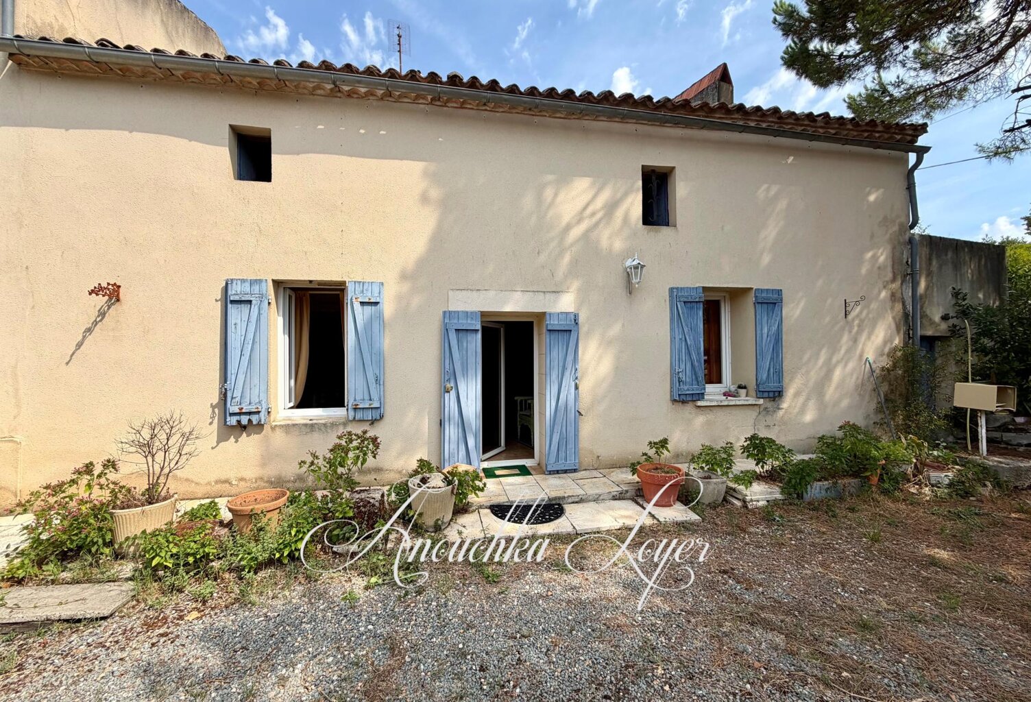 Maison avec dépendances a rénover — photo 1