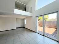 Maison mitoyenne de 125 m2 moderne avec grande terrasse, garage et place de parking — photo 2