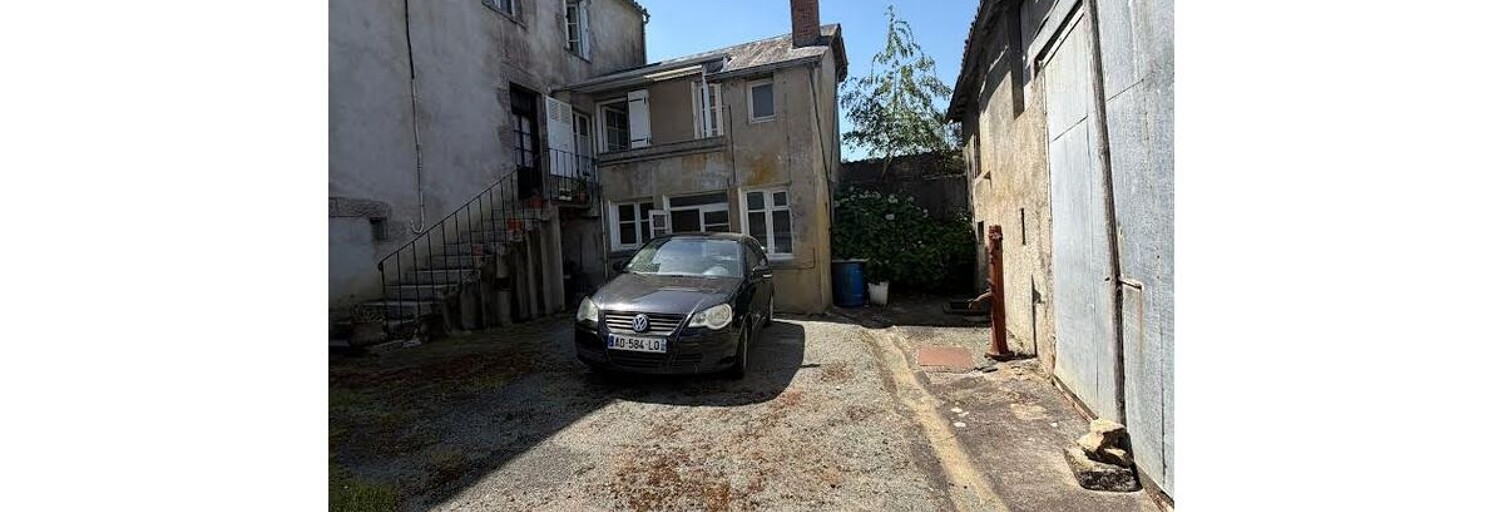 Maison 5 Pièces 174 m² à vendre à L'Absie (79240)
