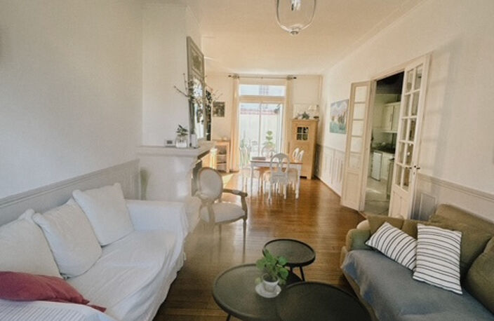 Élégance rémoise au coeur de la ville   Maison avec terrasse, — photo 2