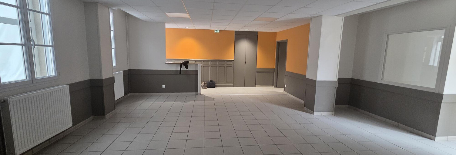 Bureau  104 m² à louer à Angers (49100)