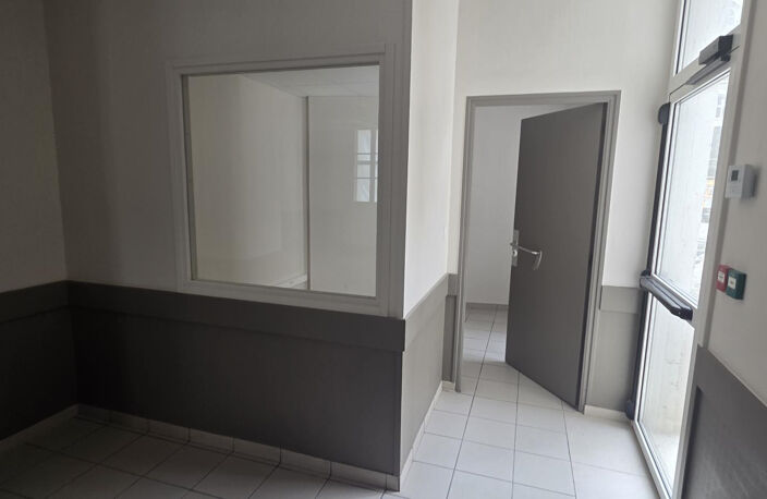 BUREAUX A LOUER ANGERS HYPERCENTRE — photo 2