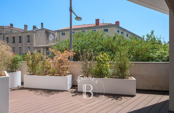 Exclusivité - Antiquaille -Appartement 81m² - 2 chambres - Terrasse — photo 3