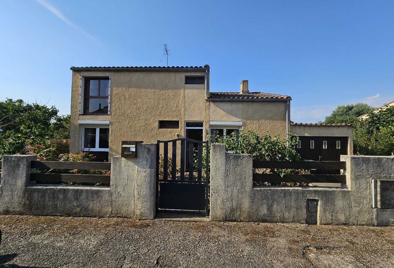 Pavillon — photo 1