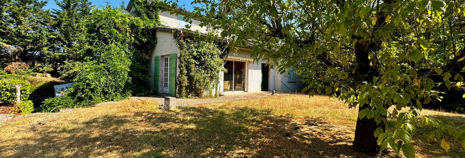 Maison 7 Pièces 222 m² à vendre à Davézieux (07430)