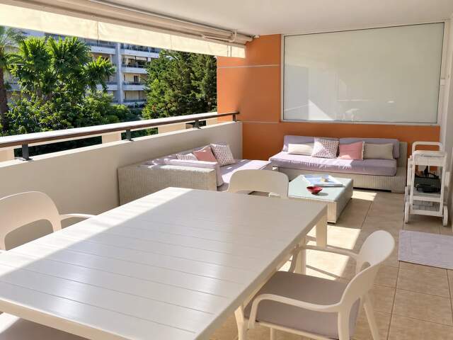 Cannes Montfleury – 3 pièces rénové avec terrasse de 20 m² et piscine — photo du bien
