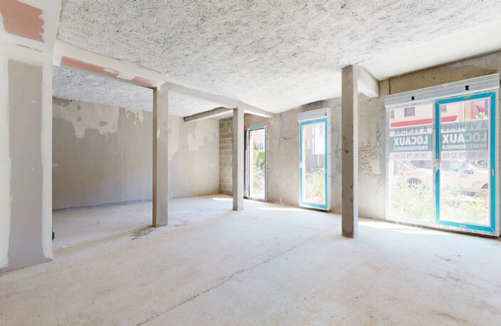 LOCAL PROFESSIONNEL NEUF 70 M2 - PLATEAU A AMENAGER - TOULOU — photo 4