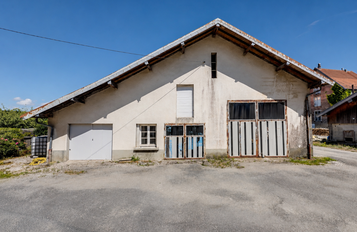BELLEHERBE - GRANDE MAISON AVEC DEPENDANCES — photo 2