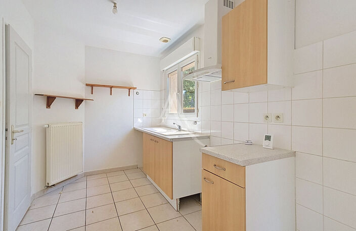 Gratentour centre , villa T3 — photo 2