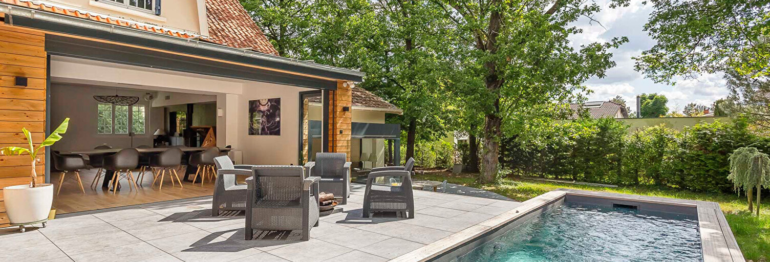 Maison 6 Pièces 230 m² à vendre à Marcy-l'Étoile (69280)
