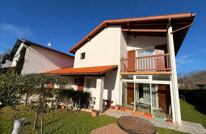 Maison familiale de charme au coeur d'Arcangues — photo 3