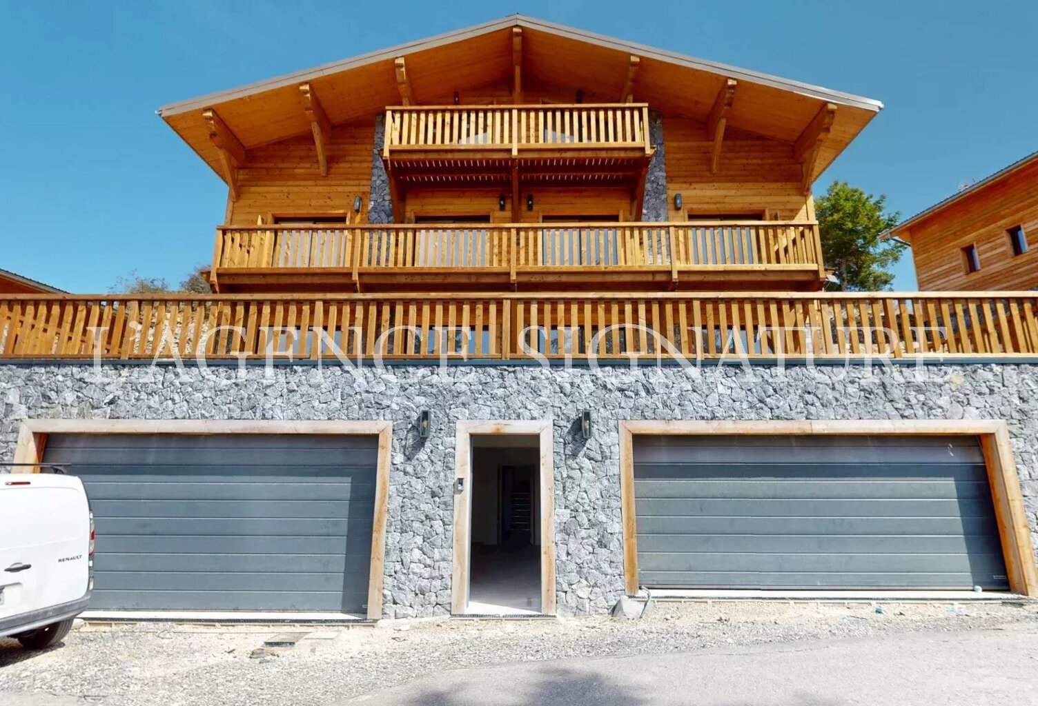 A VENDRE- CHALET 5P VALBERG — photo 1
