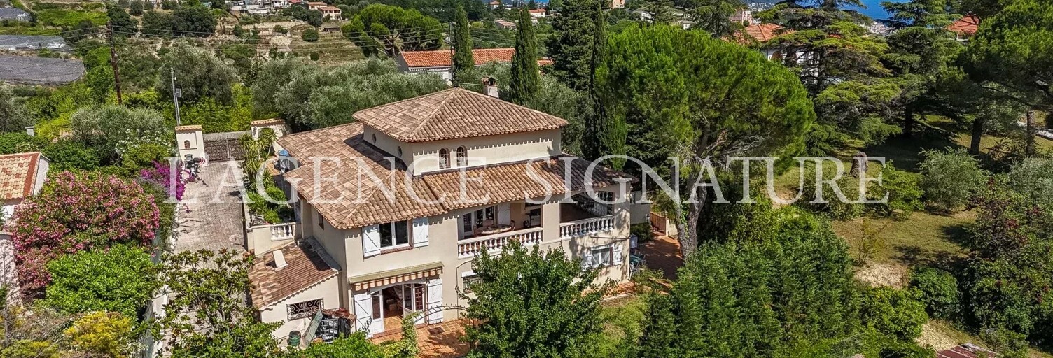 Maison 12 Pièces 300 m² à vendre à Nice (06000)