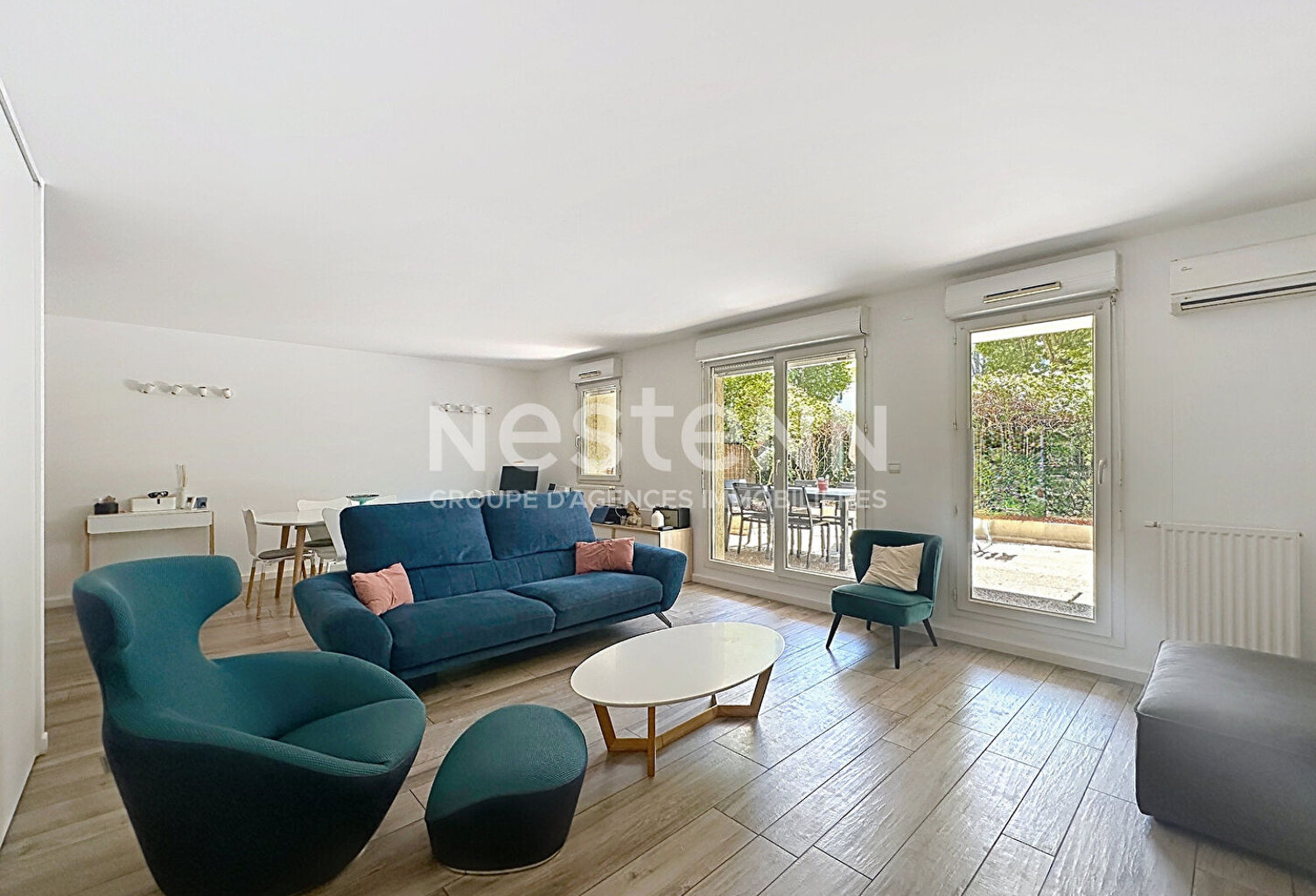 Appartement rez de jardin 4 pièces 3 chambres avec 2 terrasses et une cave - 69008 LYON — photo 1