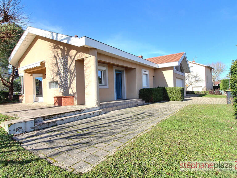 Maison Veauche 125m2 plain pied - 3 CHAMBRES - 2 SDB - GARAGE — photo 1