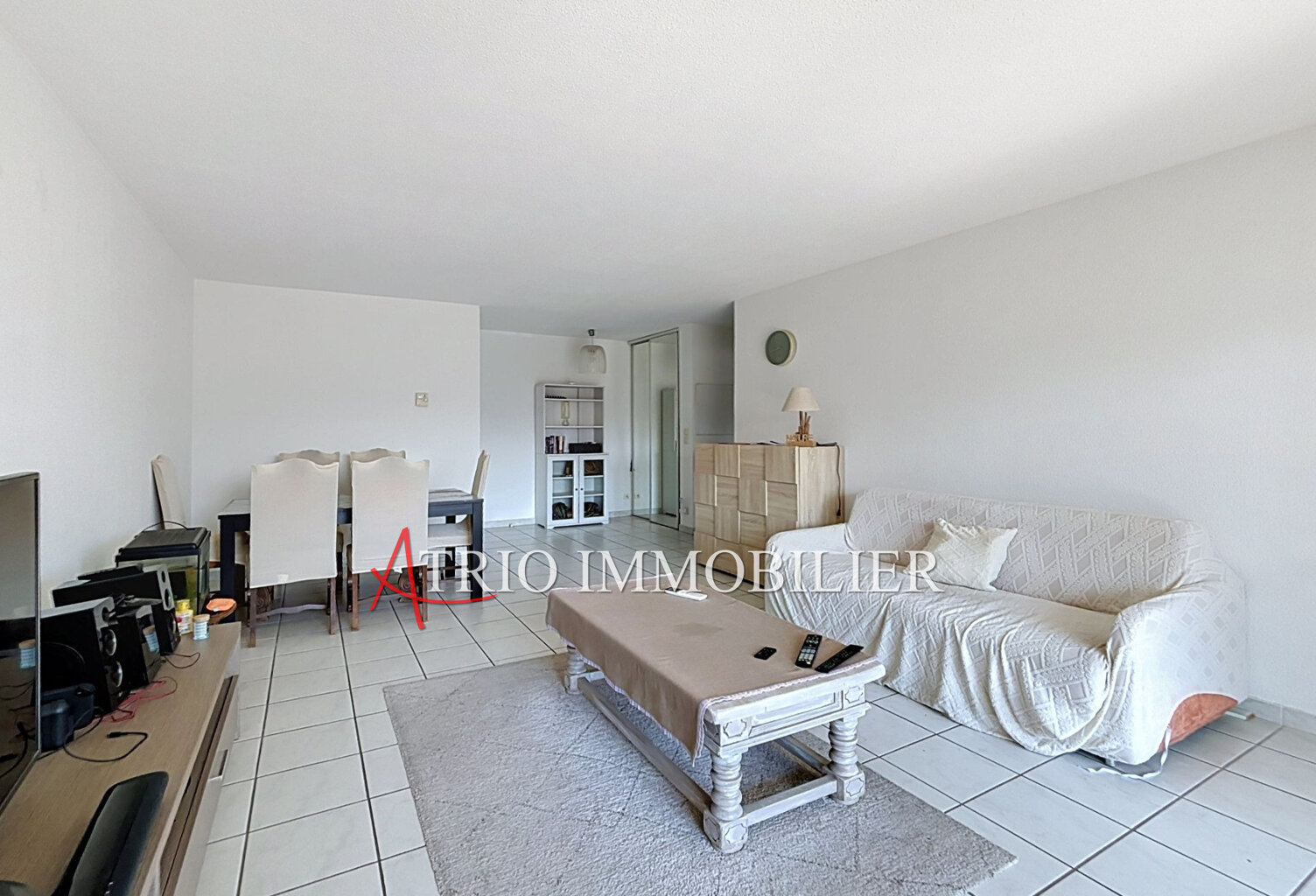 À vendre - Appartement 3 pièces de 65 m² - Centre-ville de Cag — photo 1