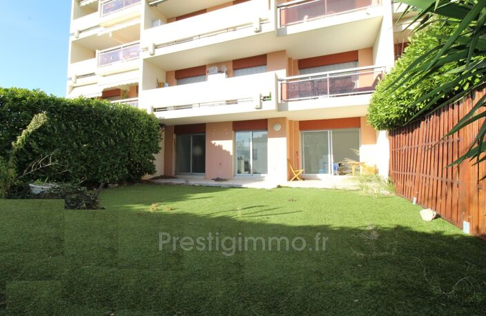 ANTIBES, LES COMBES, EDEN PARK, TENNIS PISCINE et PARC, beau e — photo 3